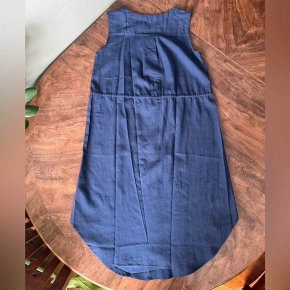 Navy Sleeveless Button-Front Midi Dress - Picture 10 of 10